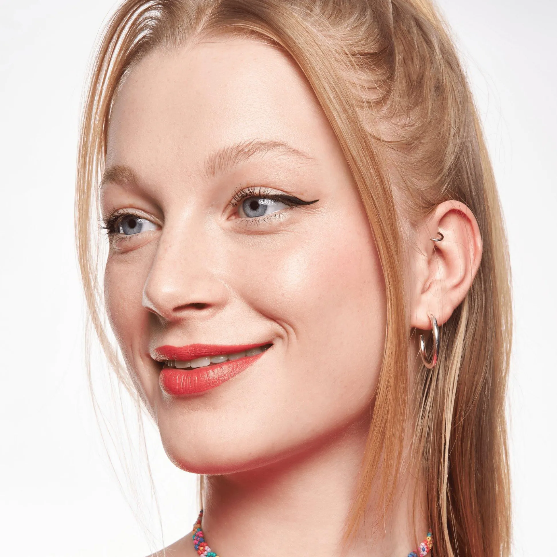 blush_crush_4-5.webp BLUSH crush!^essence Discount