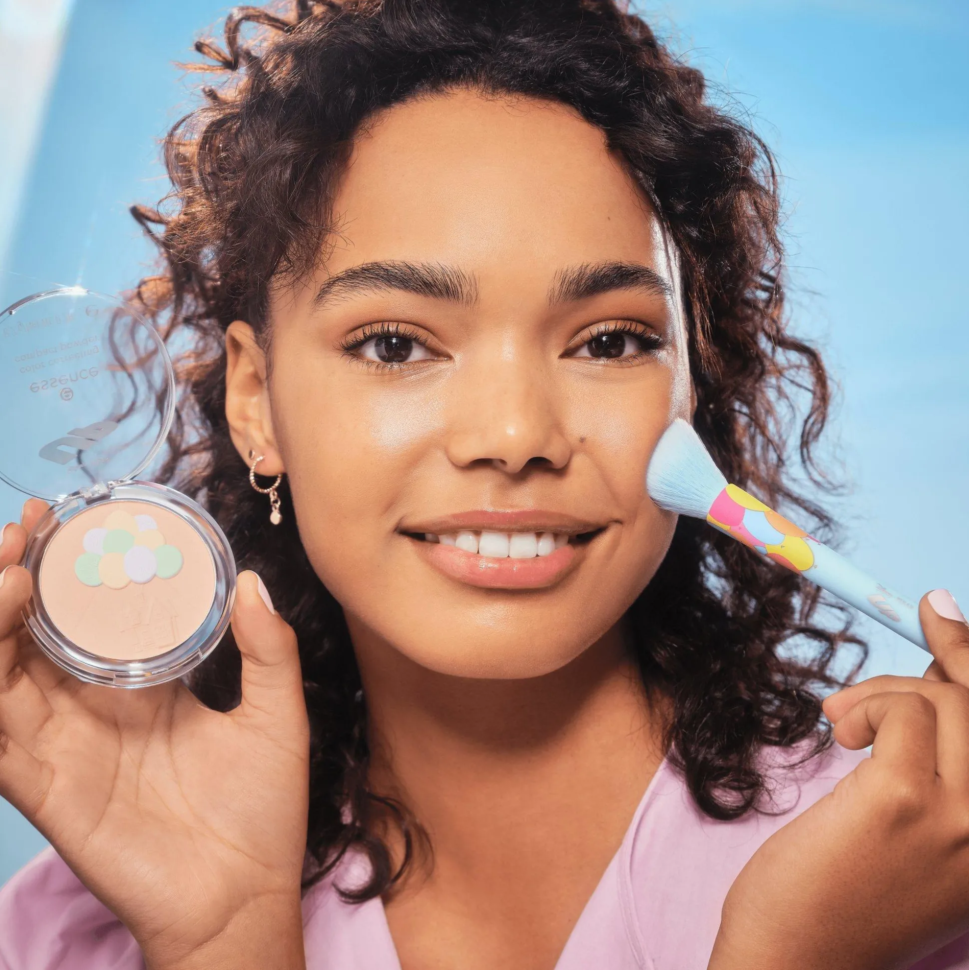 disney_pixar_up_poederkwast_3.webp Disney Pixar Up poederkwast^essence Discount