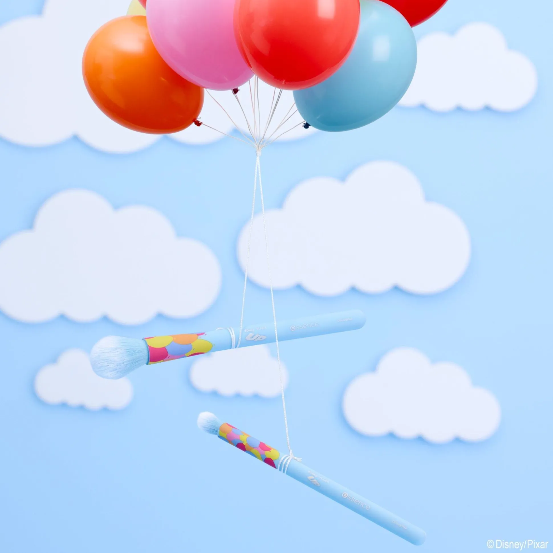 disney_pixar_up_poederkwast_5.webp Disney Pixar Up poederkwast^essence Discount