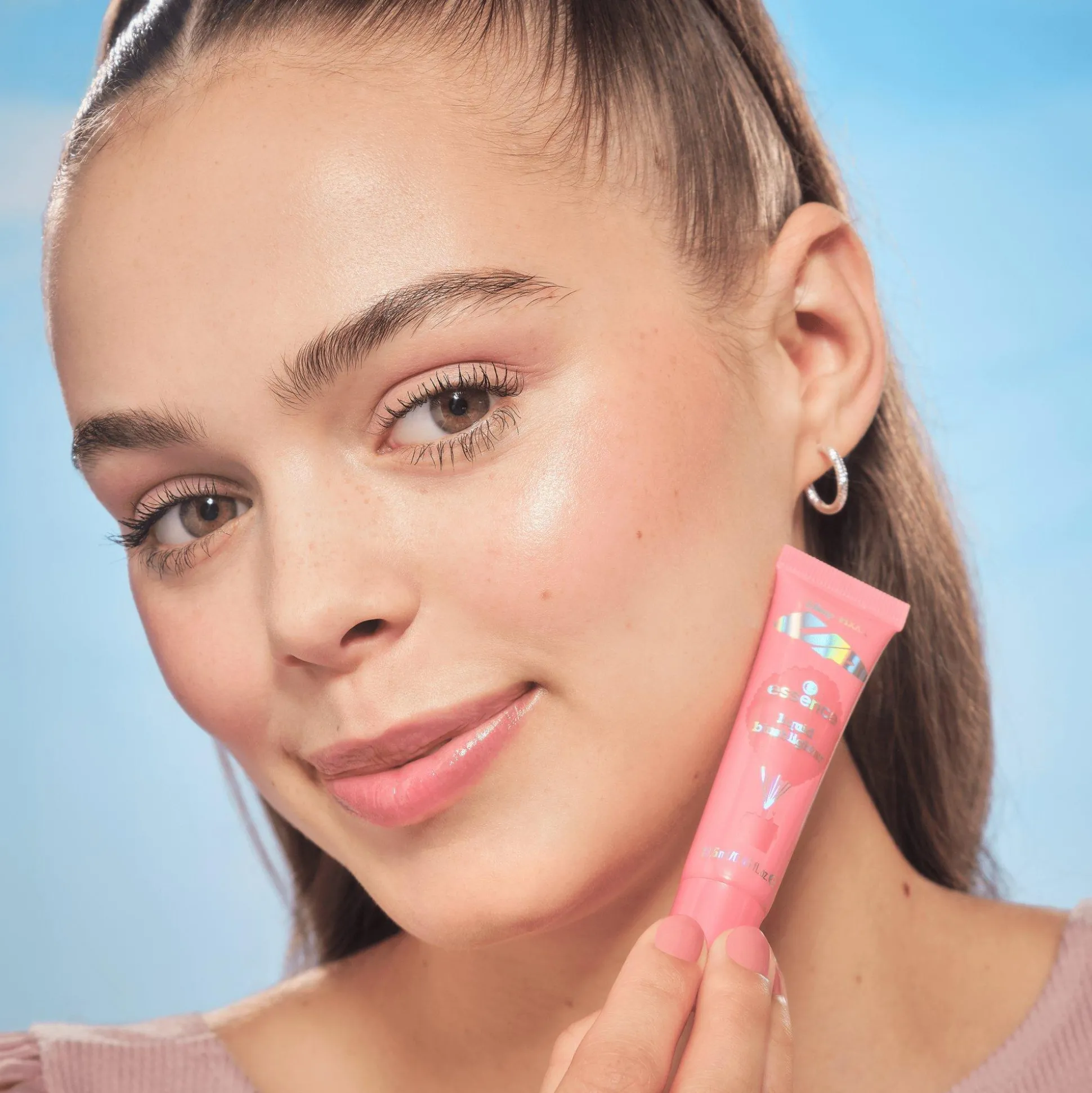 disney_pixar_up_vloeibare_blushlighter_2-1.webp Disney Pixar Up vloeibare blushlighter^essence Fashion