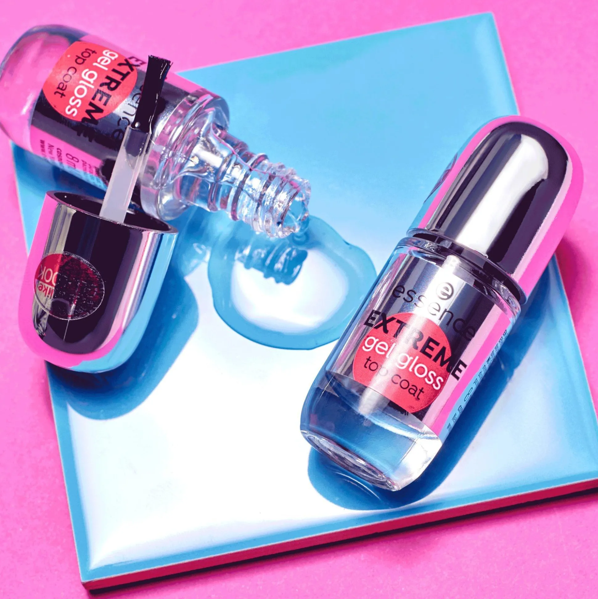 extreme_gel_topcoat_5.webp extreme GEL topcoat^essence Shop