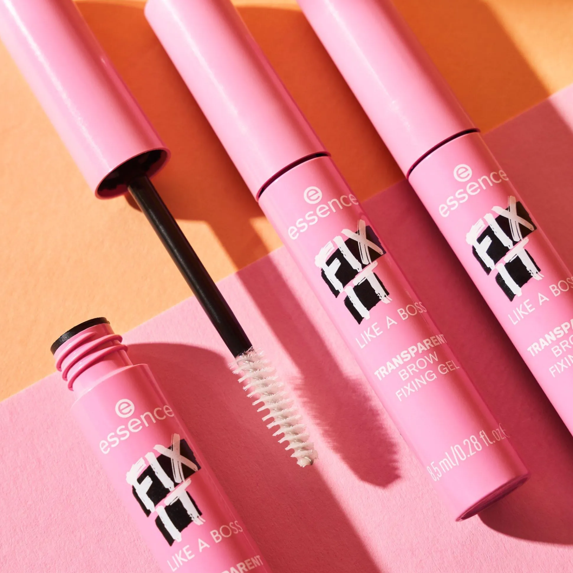 fix_it_like_a_boss_transparent_brow_fixing_gel_4.webp FIX IT LIKE A BOSS TRANSPARENT BROW FIXING GEL^essence Hot