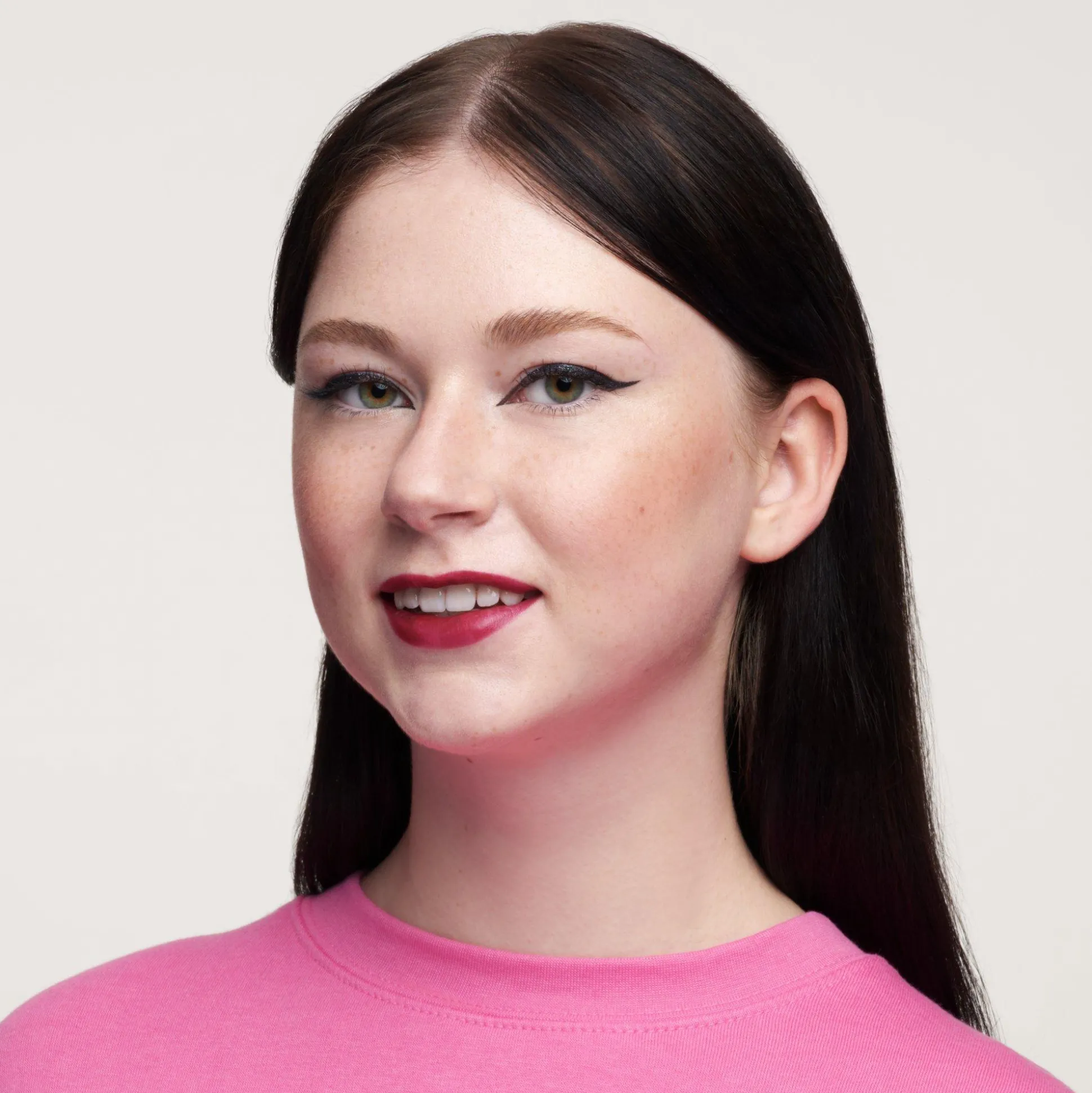 h_matte_liquid_lipstick_3-7.webp 8h MATTE liquid lipstick^essence Clearance