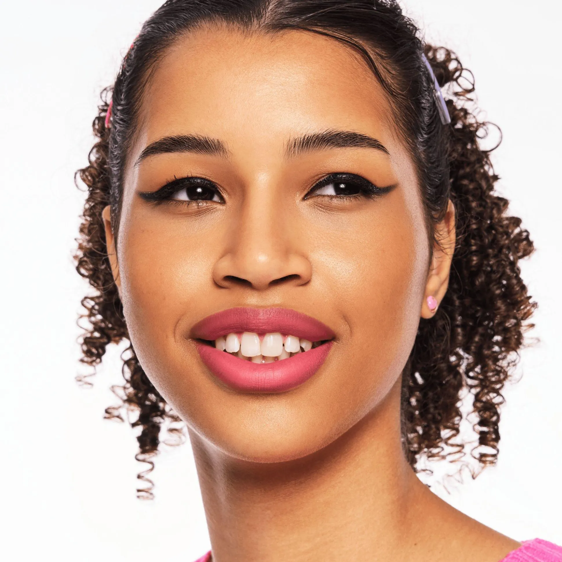 h_matte_liquid_lipstick_5-10.webp 8h MATTE liquid lipstick^essence Clearance