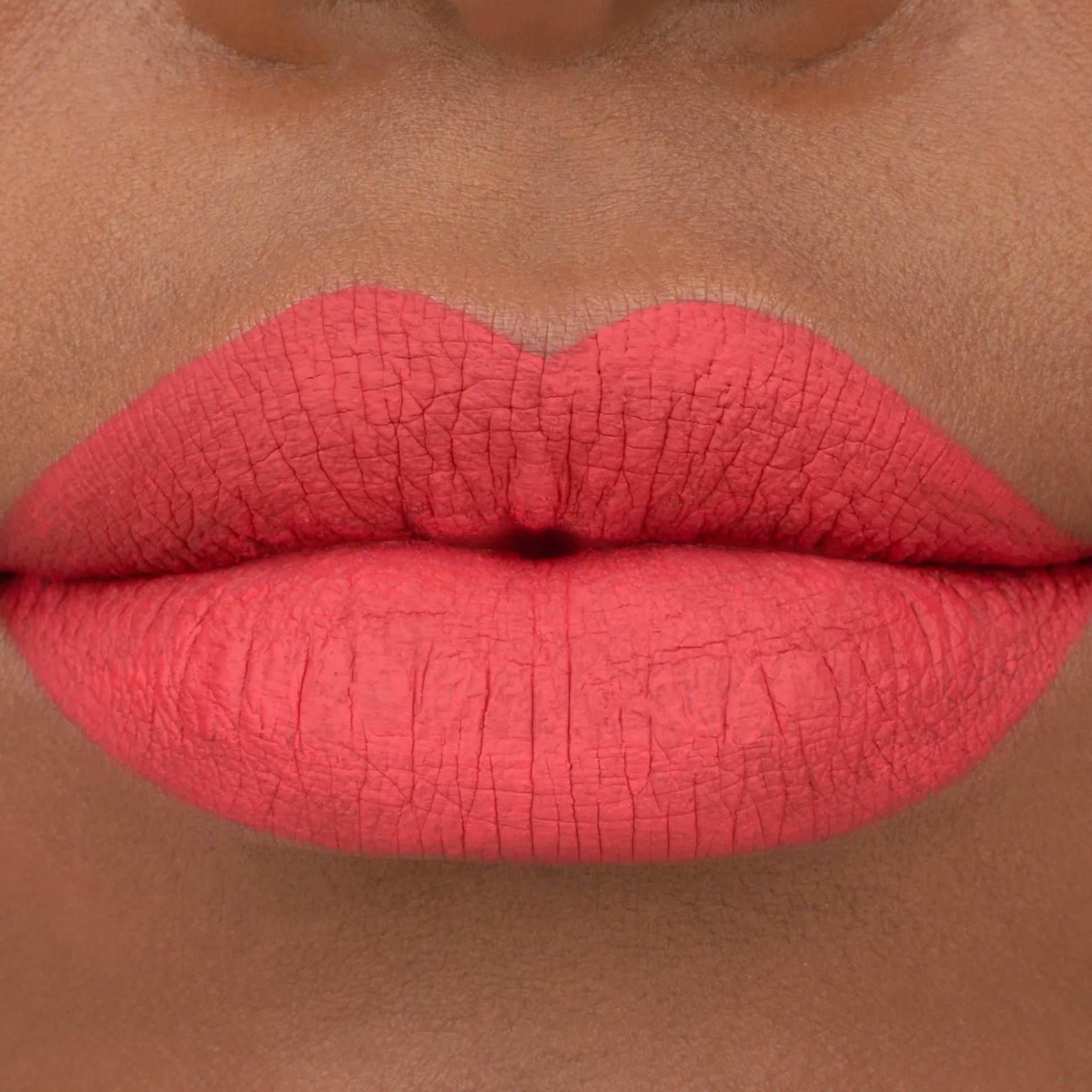 h_matte_liquid_lipstick_5-8.webp 8h MATTE liquid lipstick^essence Hot