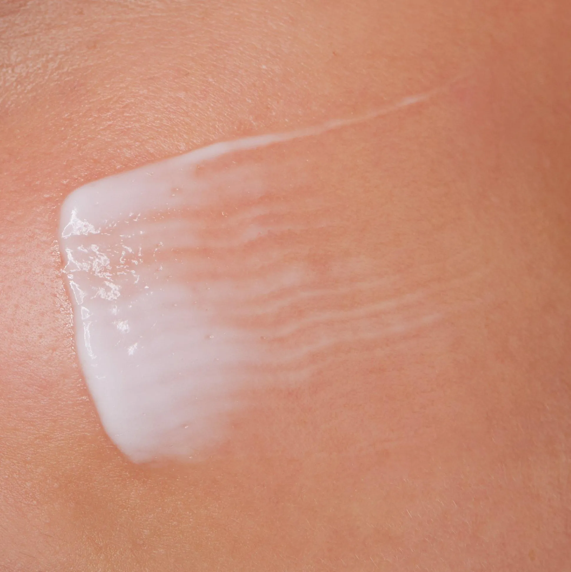 hydro_hero_primer_4.webp HYDRO HERO PRIMER^essence Cheap