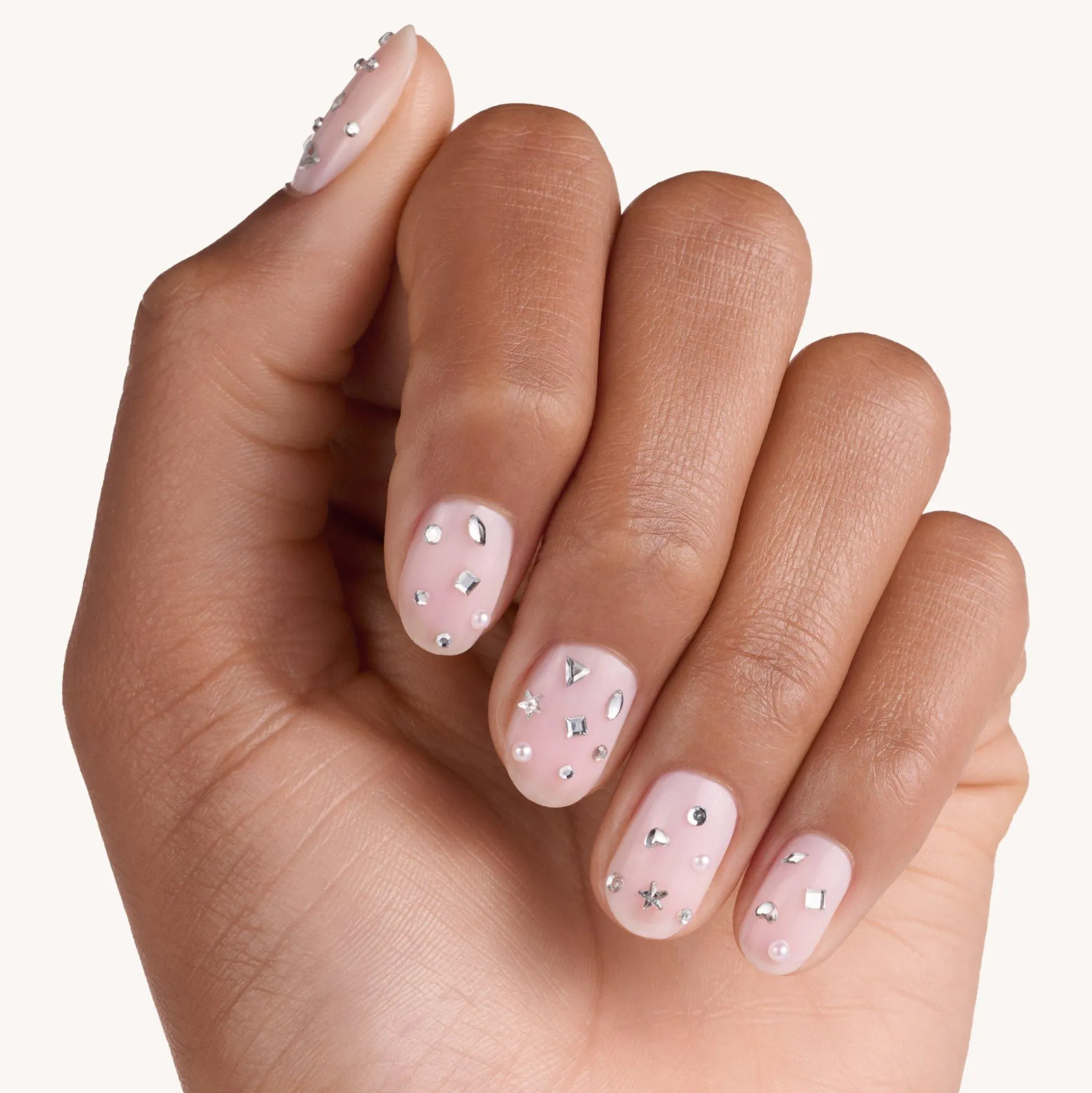 its_a_bling_thing_nagelsticker_2.webp It’s a BLING THING nagelsticker^essence Clearance