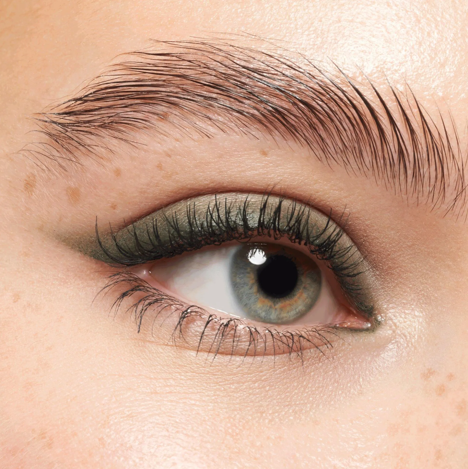 kajal_potlood_4-4.webp kajal potlood^essence Outlet