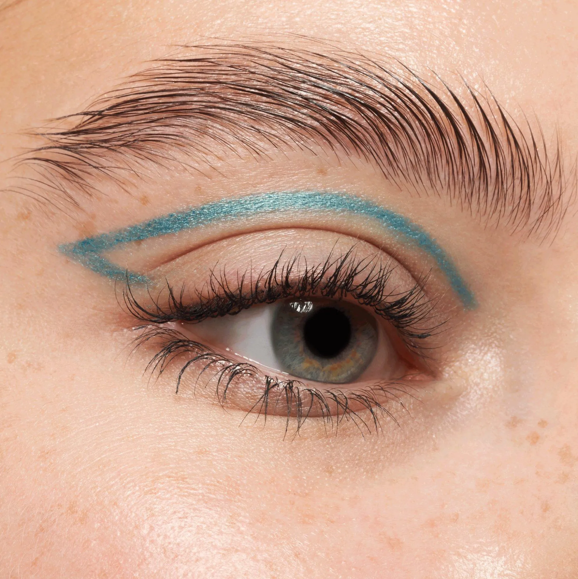 kajal_potlood_5-6.webp kajal potlood^essence Flash Sale