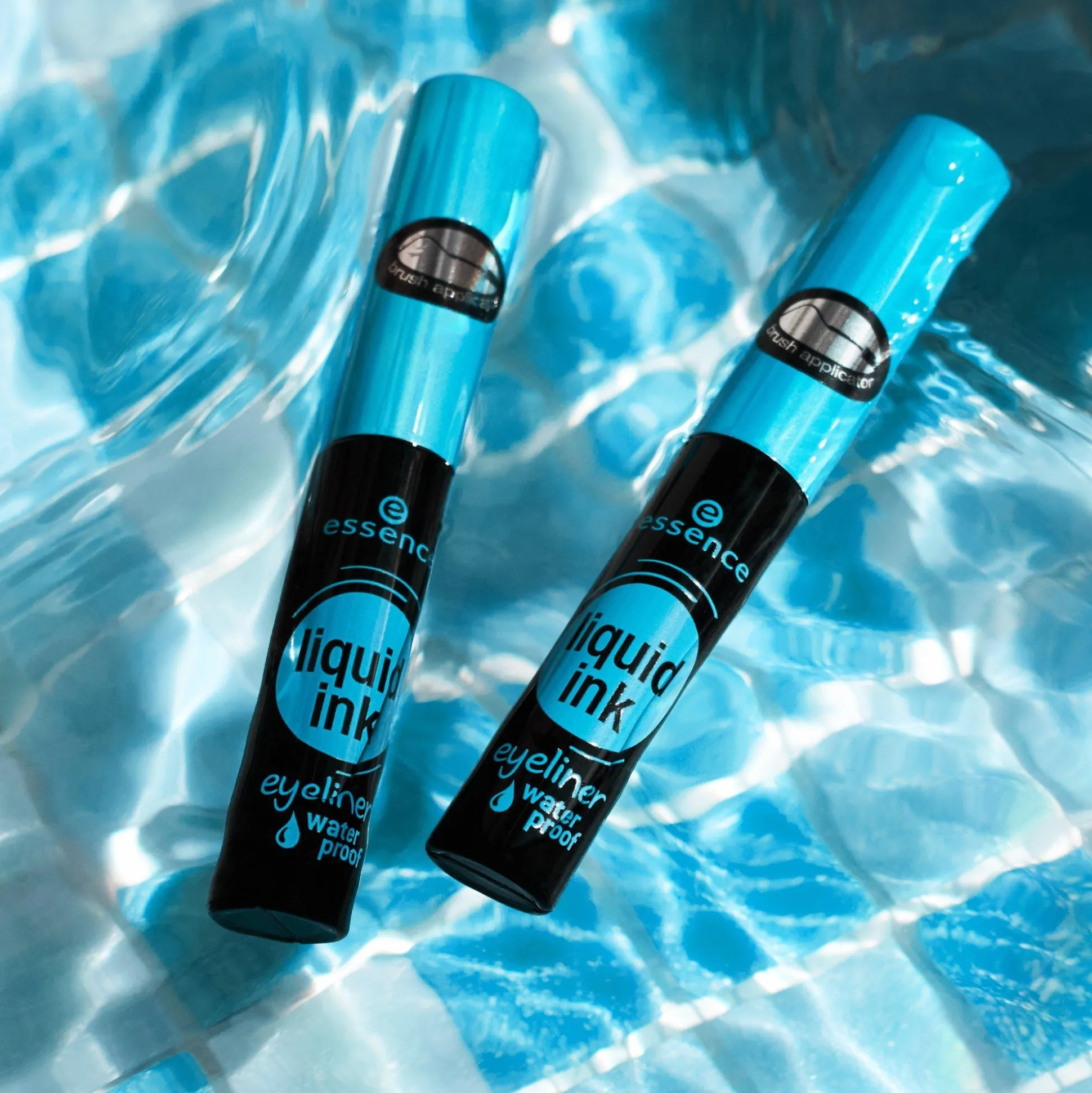 liquid_ink_eyeliner_waterproof_4.webp liquid ink eyeliner waterproof^essence Fashion