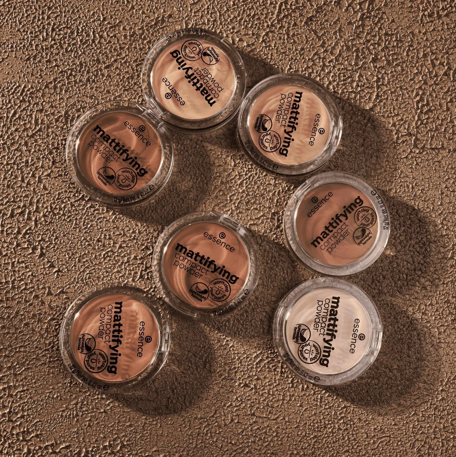 matterende_compactpoeder_4-2.webp Matterende compactpoeder.^essence Cheap