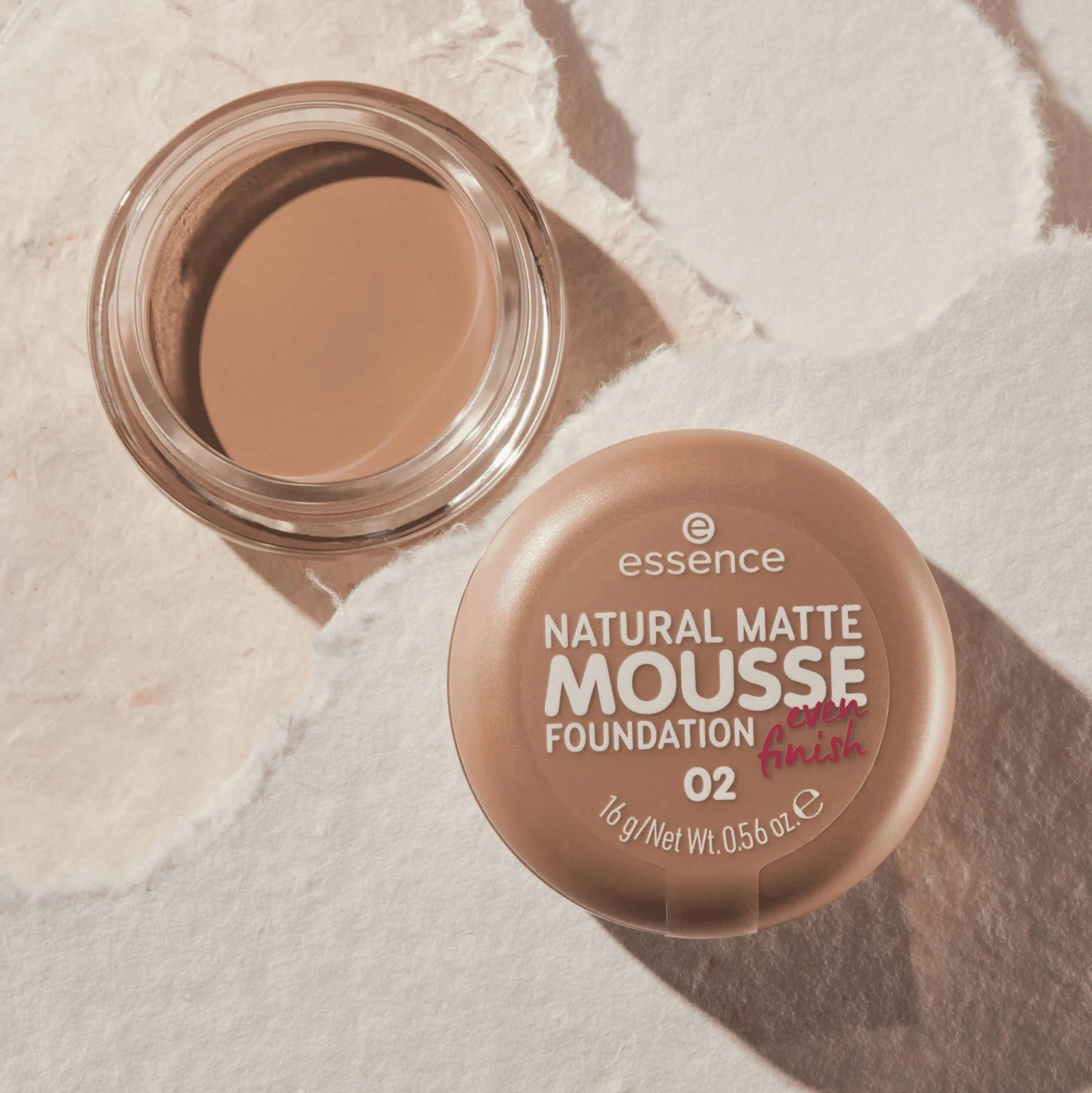natuurlijke_matte_mousse_foundation_5-1.webp NATUURLIJKE MATTE MOUSSE FOUNDATION^essence Store