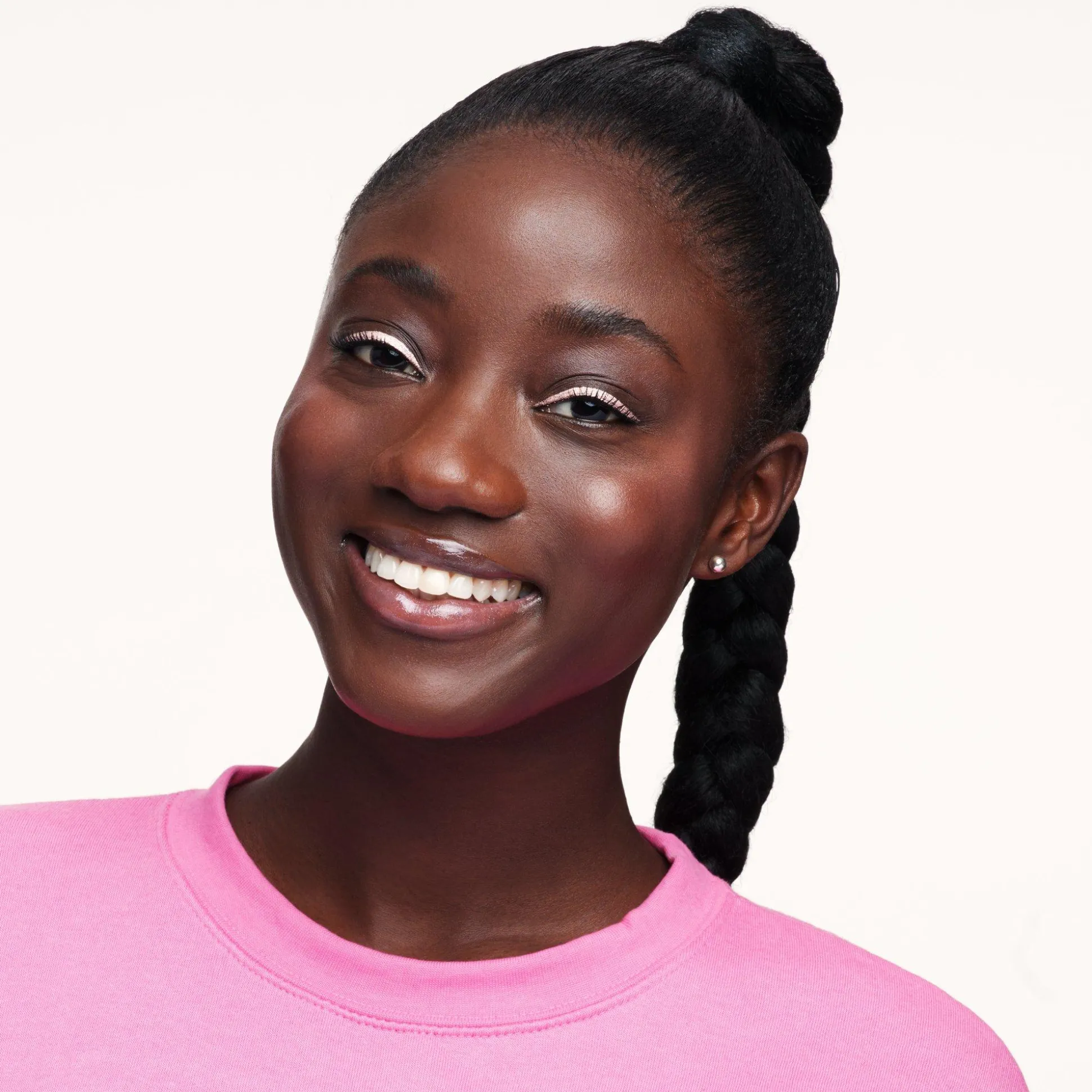 peachy_blossom_blush__highlighter_palet_3.webp peachy BLOSSOM blush & highlighter palet^essence Discount