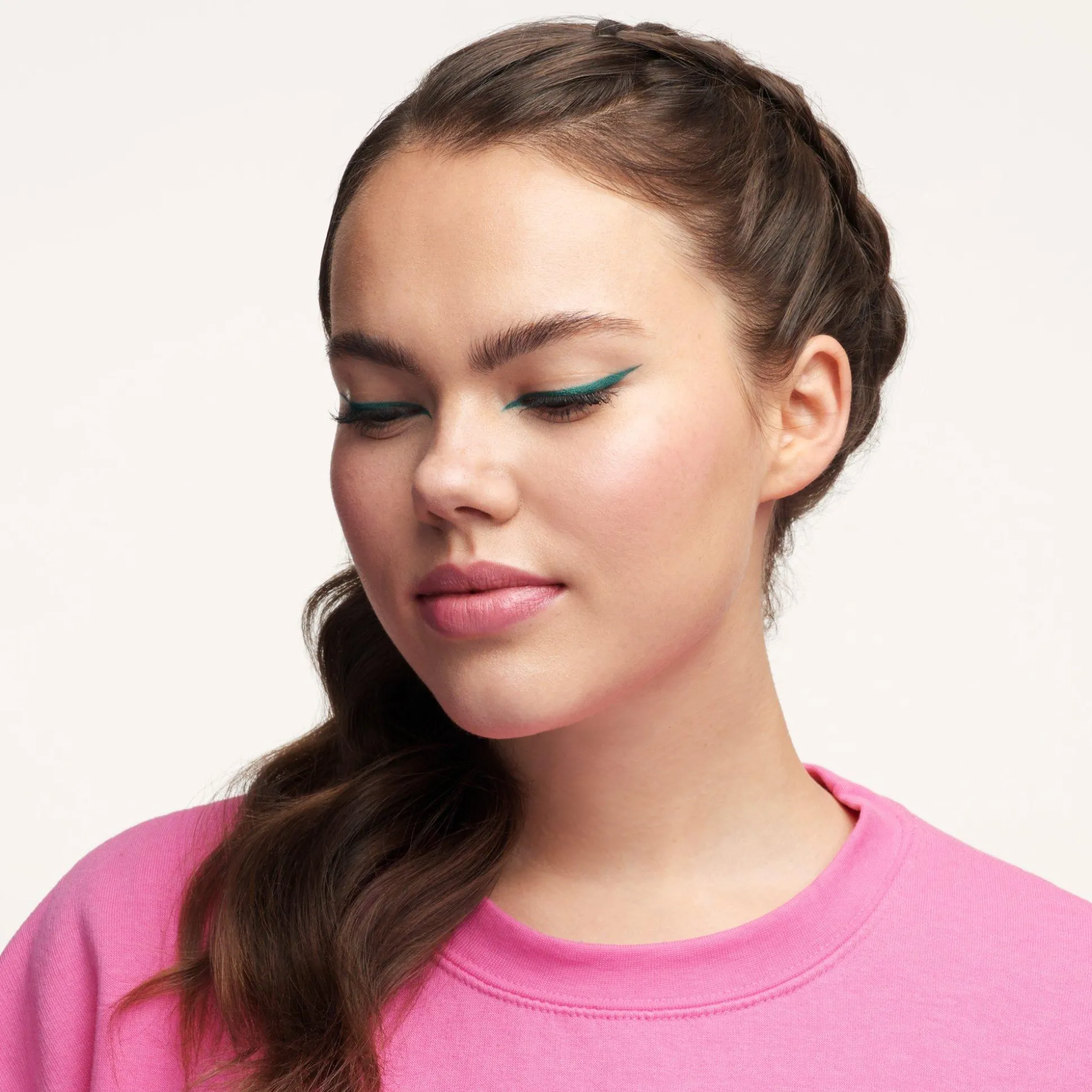 stay__play_gel_eyeliner_4-4.webp STAY & PLAY GEL EYELINER^essence Cheap