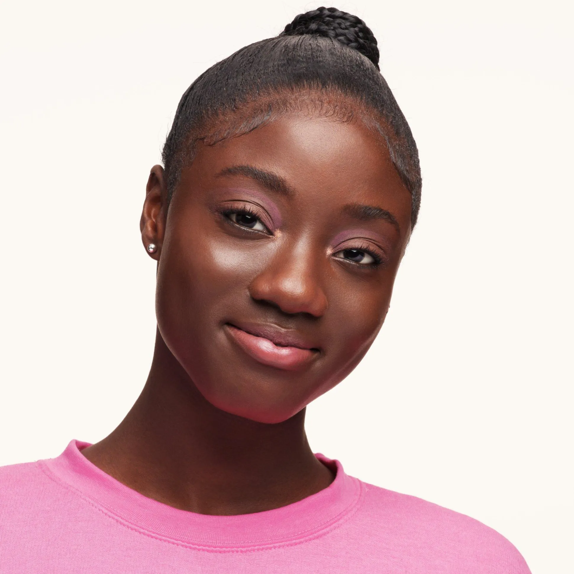 tinted_kiss_hydrating_lip_tint_3-3.webp TINTED kiss hydrating lip tint^essence Fashion